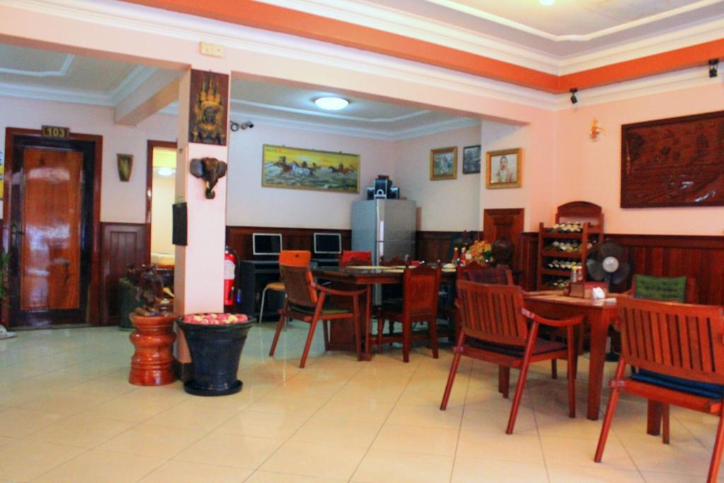 Nawin Palace Guesthouse Phnom Penh Zewnętrze zdjęcie